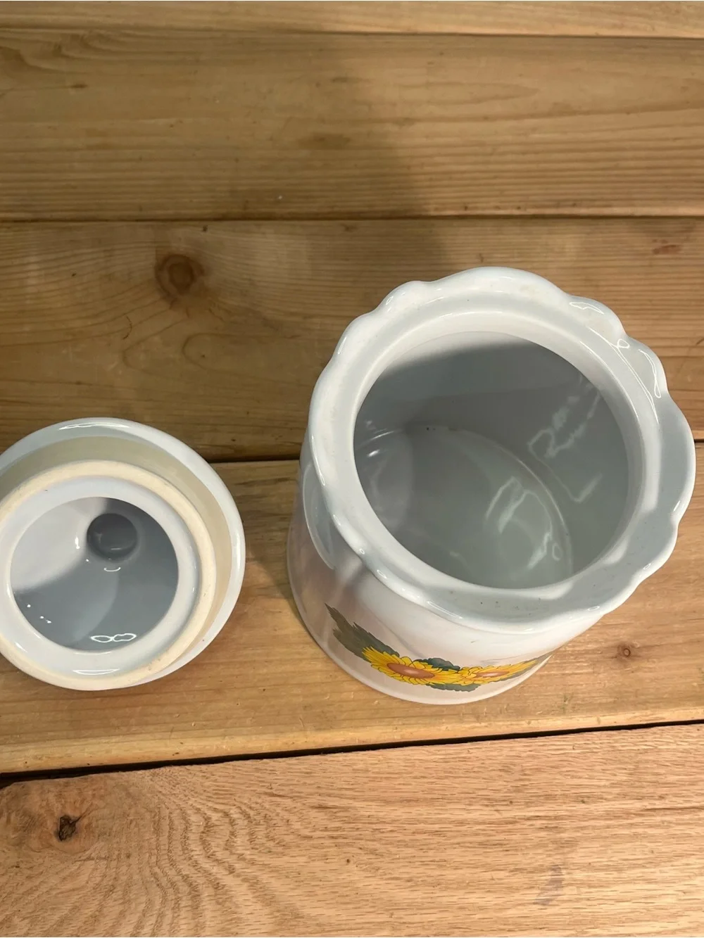 Vintage Sunflower Kitchen Canister Ceramic Farmhouse Cottagecore With Lid